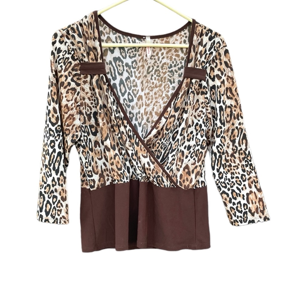 Y2K Tovia leopard print deep vneck top